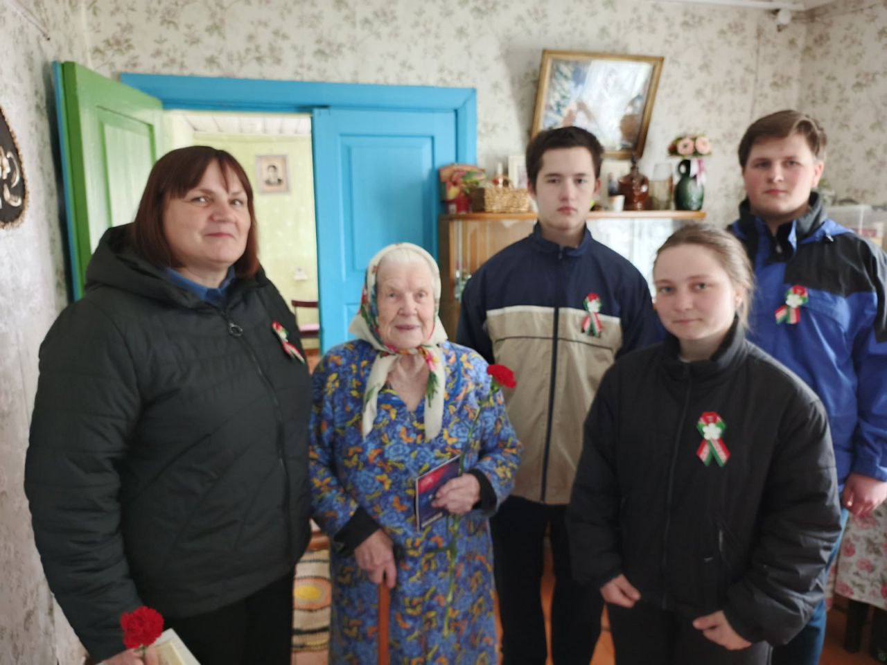 photo 5251419314563706119 y