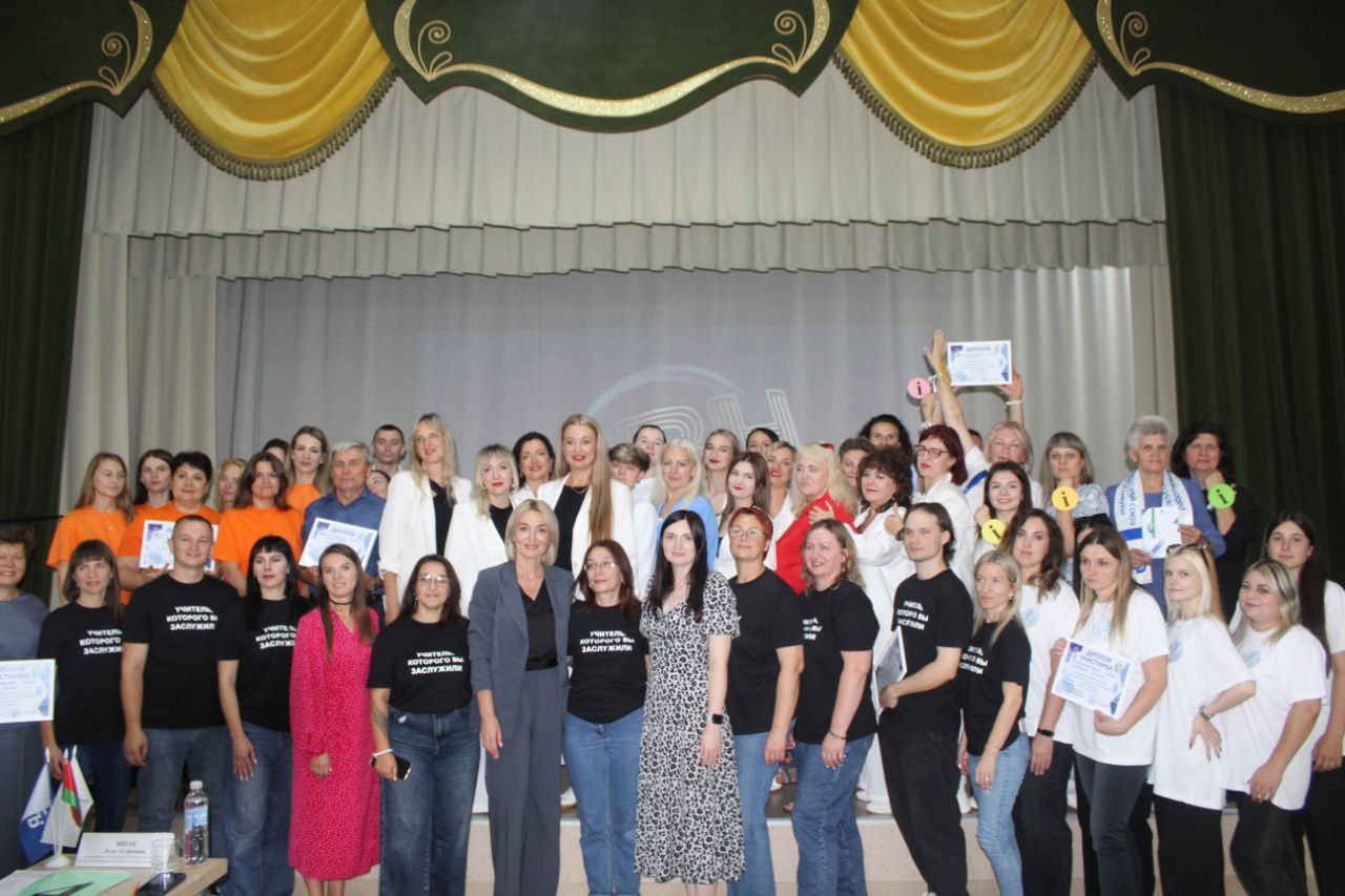 photo 5337032040136179631 y