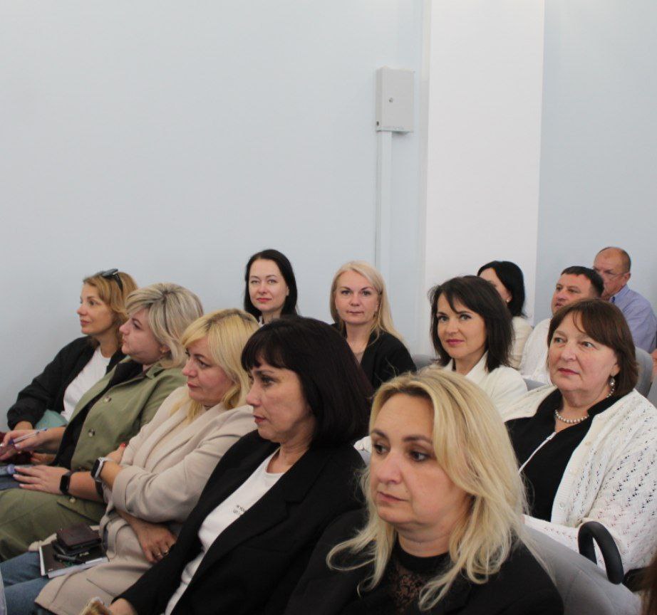 photo 5287373361971855777 y