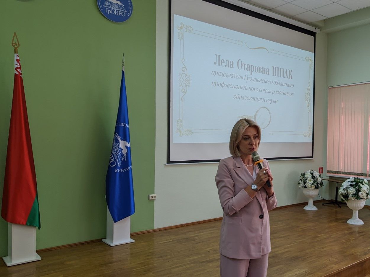 photo 5300988769077427451 y