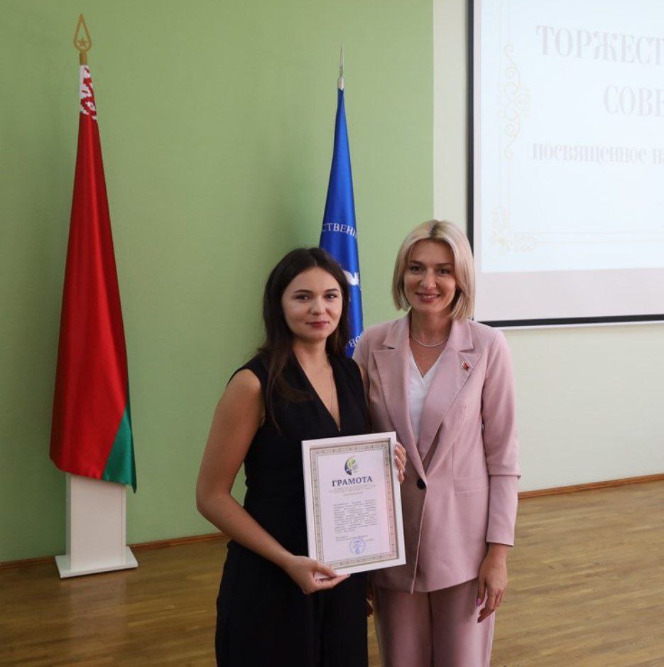 photo 5300988769077427455 y