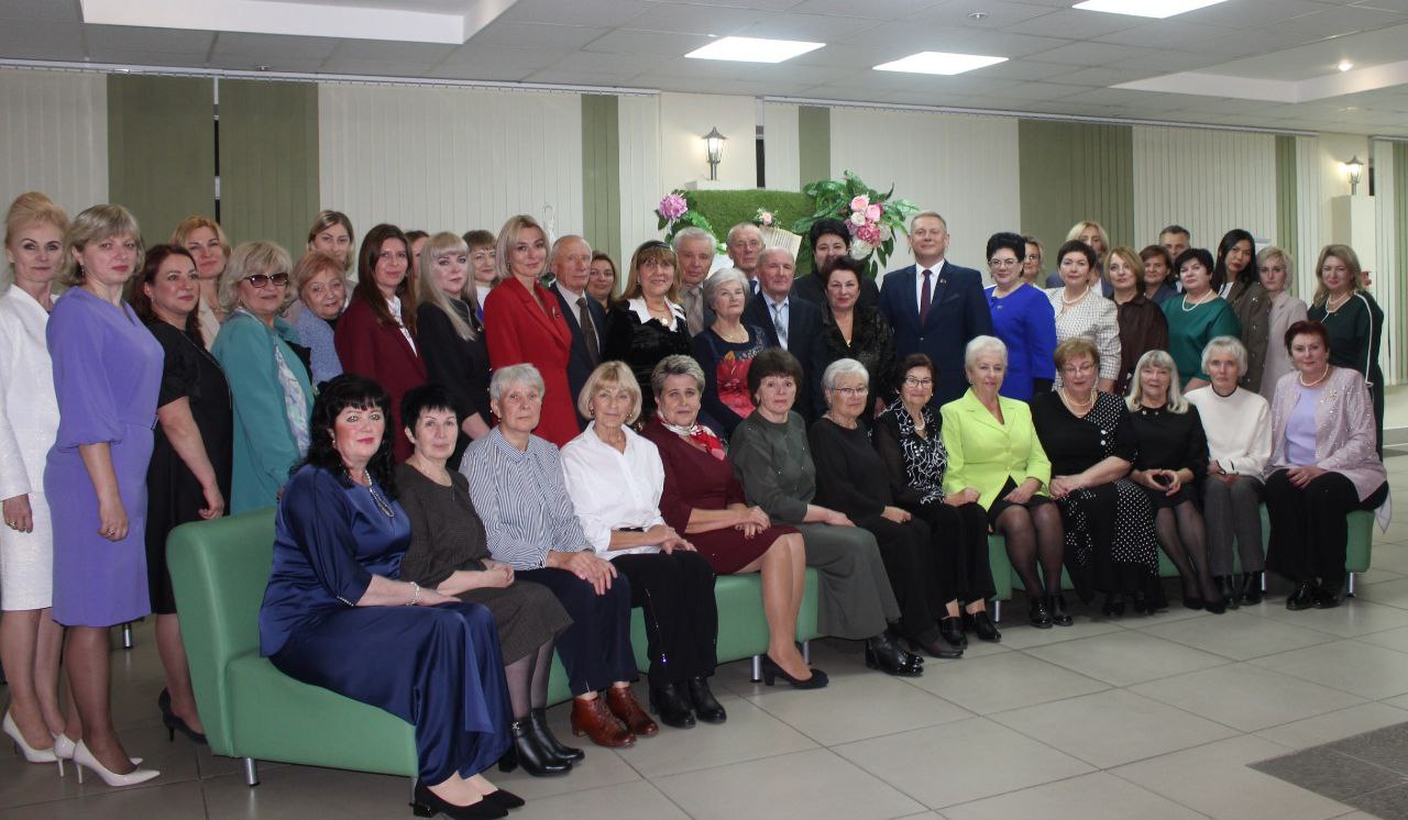 photo 5402602077483564189 y