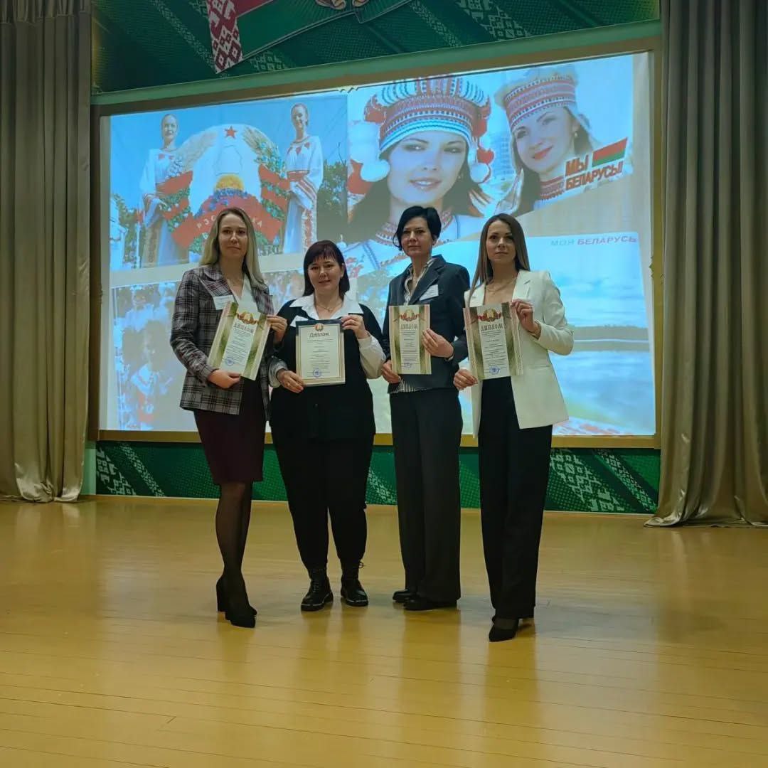 photo 5197623809802963921 y