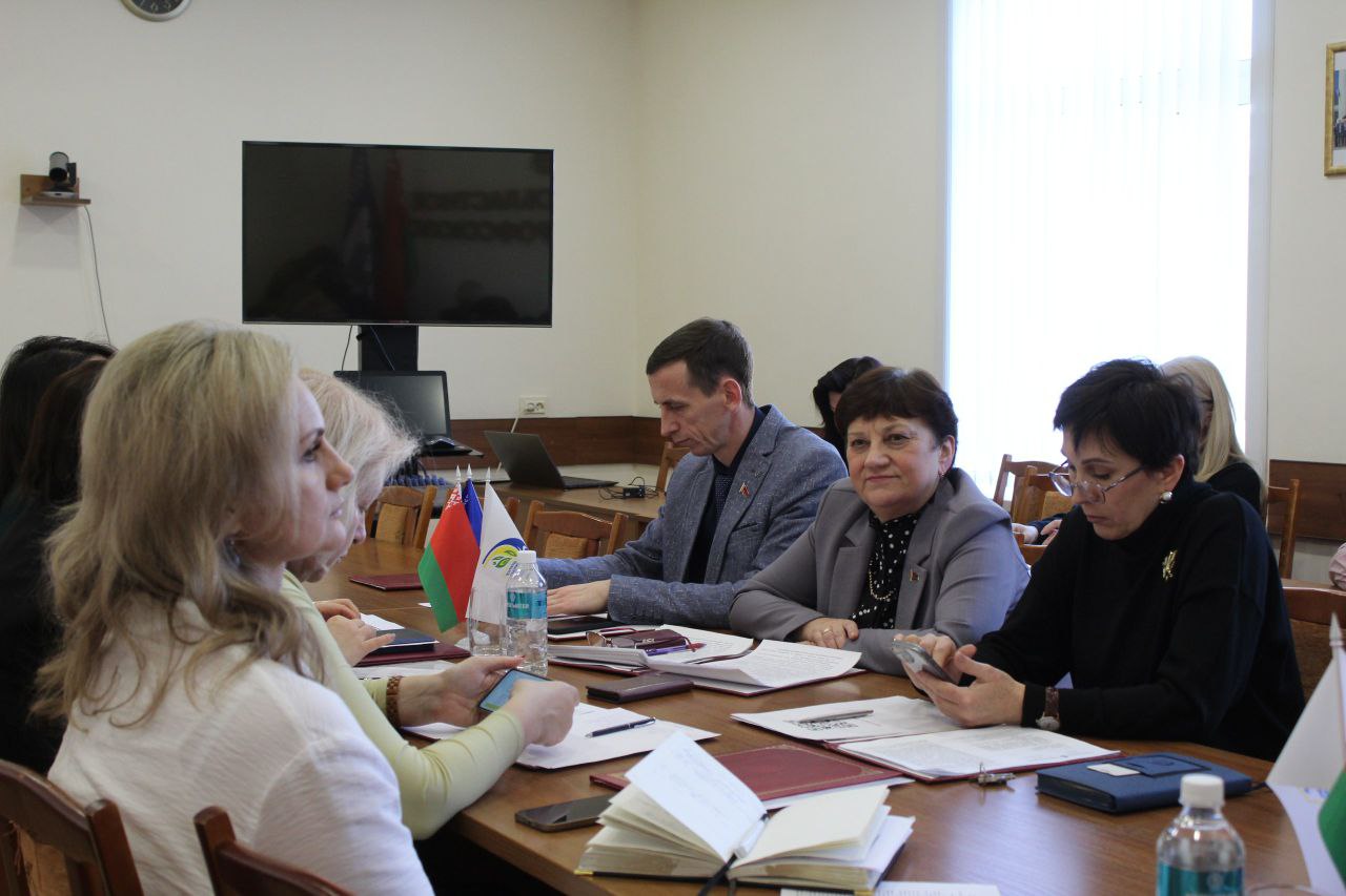 photo 5440401564968357294 y