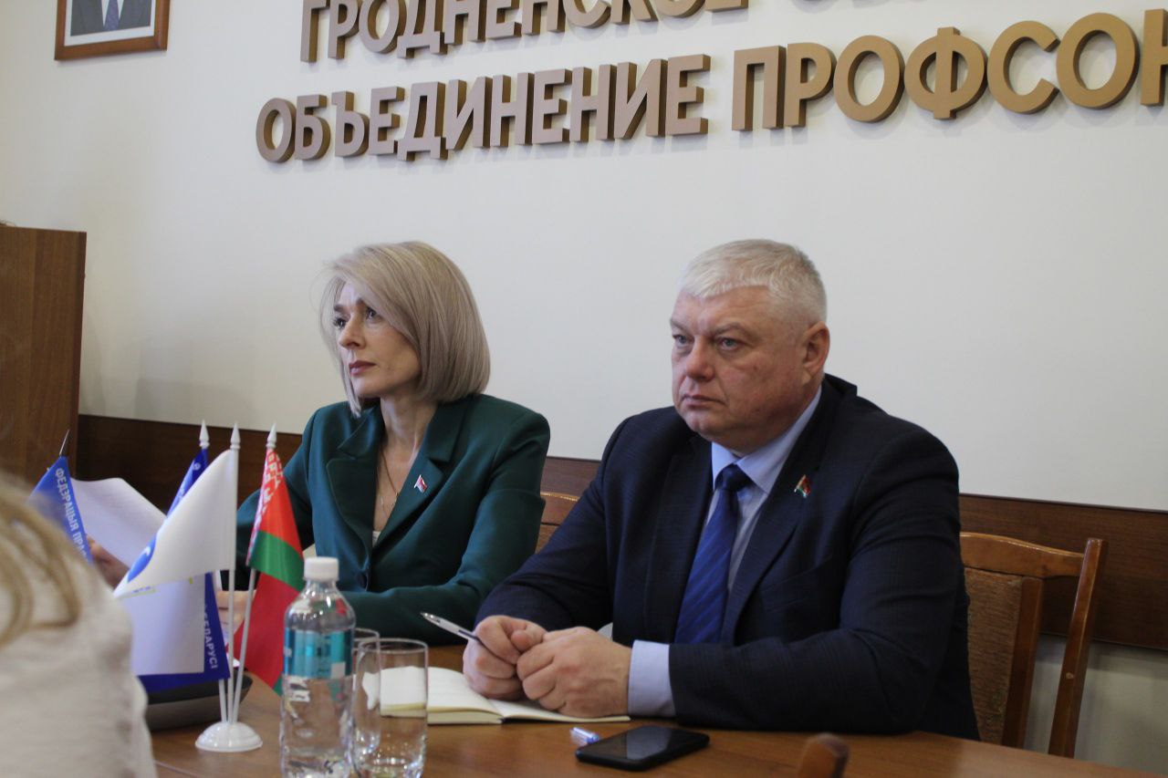 photo 5440401564968357296 y