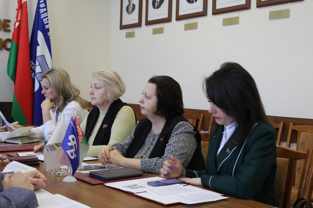 photo 5440401564968357297 y