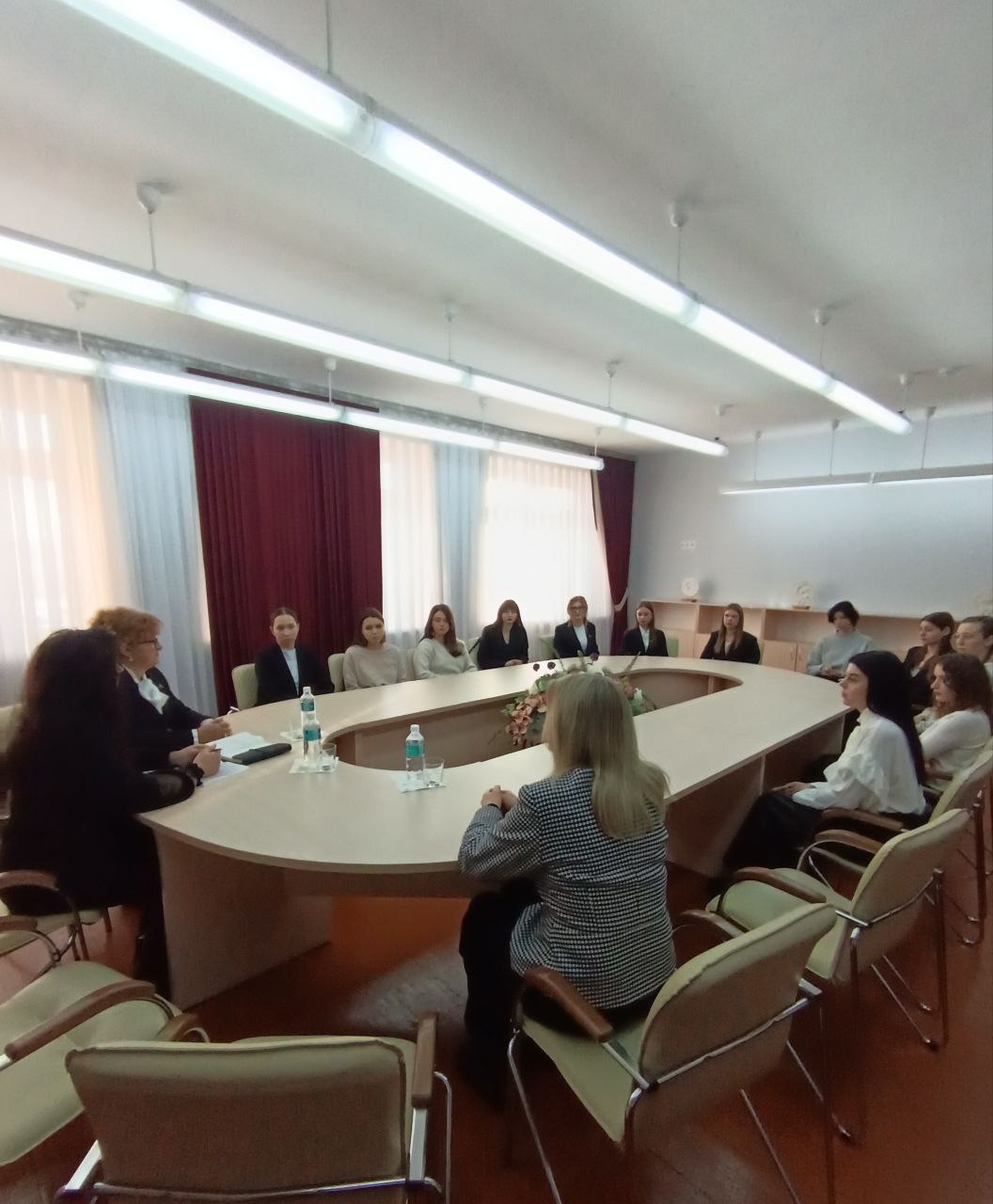 photo 5427282660377169892 y