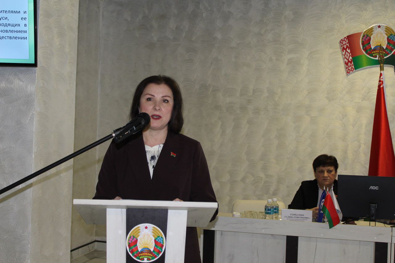 photo 5257979357421048053 y