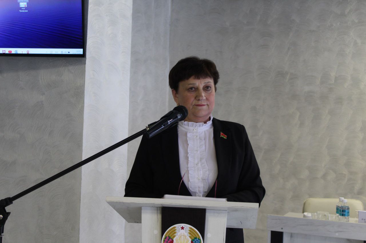 photo 5257979357421048055 y