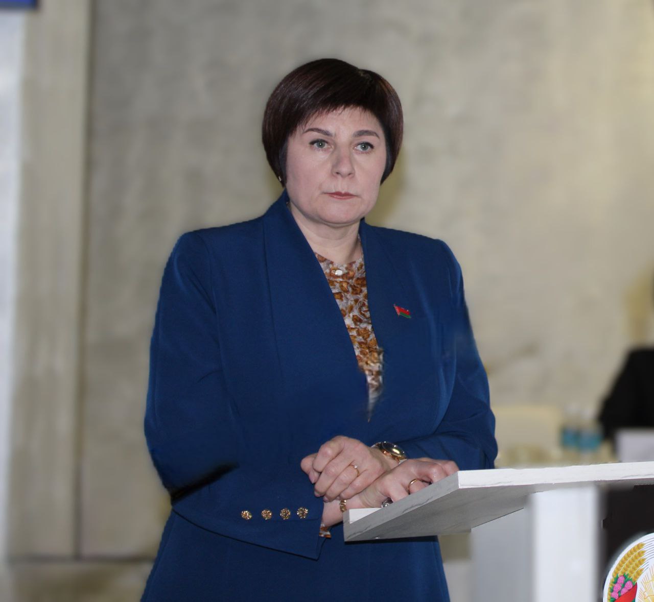 photo 5257979357421048057 y