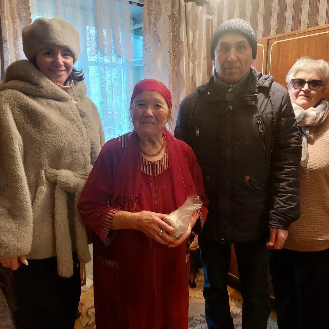 photo 5395722785419628255 y